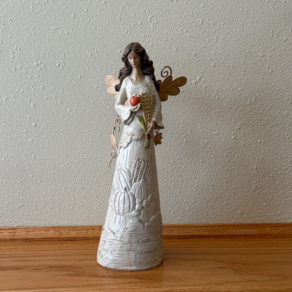 GANZ‎ Angel Sculpture with Red and Brown Details FALL